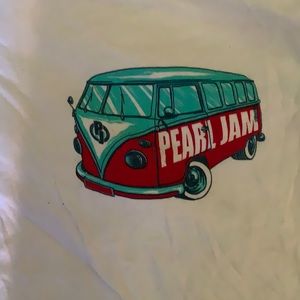 Pearl Jam tee!